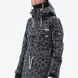 DOPE Black and Gray Ski Jacket with Hood and Quilted Design (dots phantom)